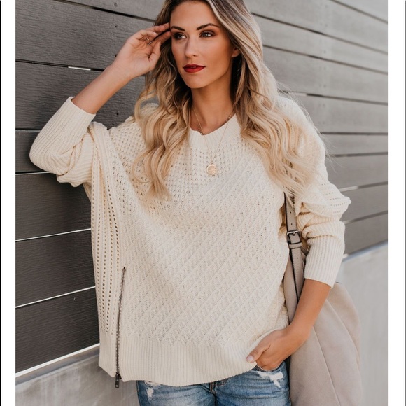 MAXINE | Zipper Sweater in Mountain White | - Picture 6 of 8